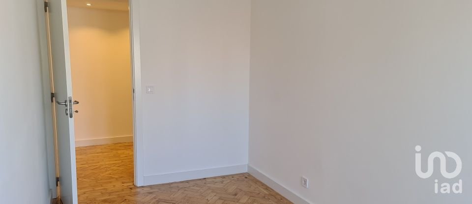 Apartamento T2 em Campo de Ourique de 61 m²