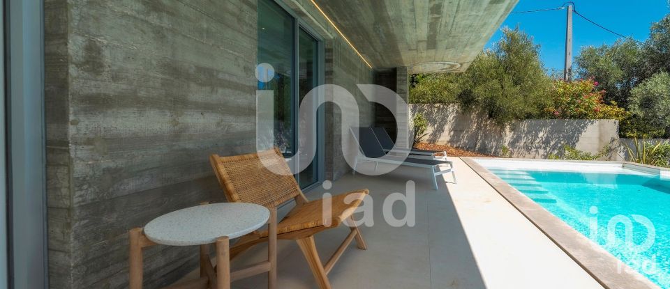 Gîte T3 à Santa Bárbara de Nexe de 189 m²