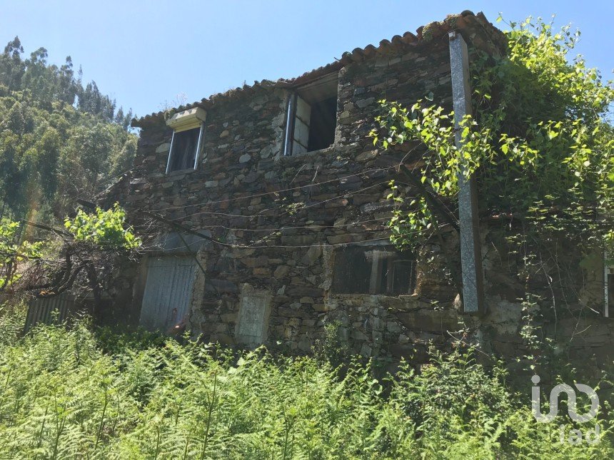 Maison de campagne T1 à Pampilhosa da Serra de 154 m²