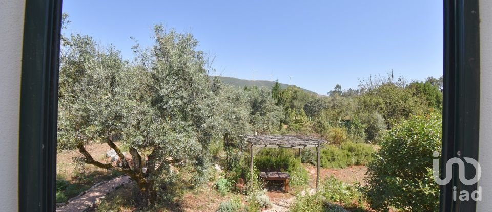 Traditional house T3 in São Miguel, Santa Eufémia e Rabaçal of 232 m²