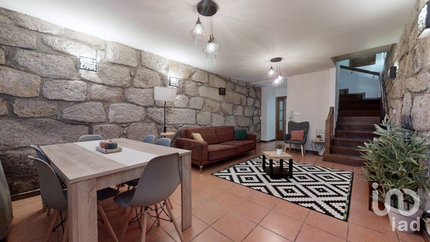 Maison traditionnelle T2 à Cedofeita, Santo Ildefonso, Sé, Miragaia, São Nicolau e Vitória de 85 m²