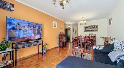 Apartment T2 in Caniço of 109 m²