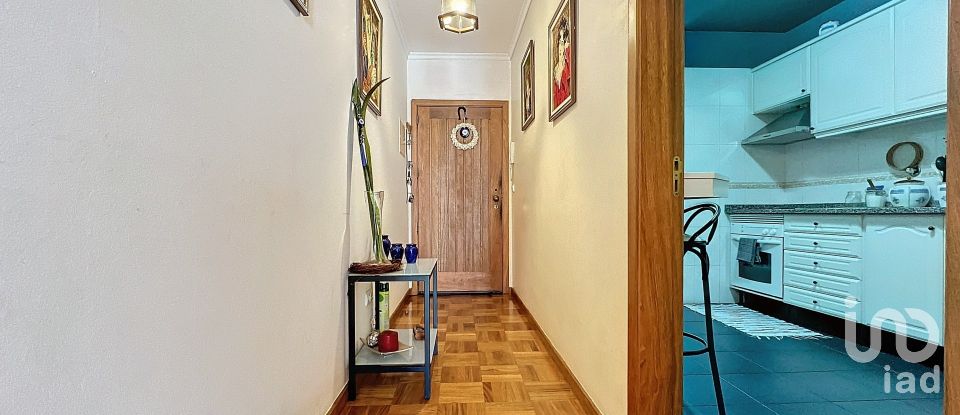 Apartment T2 in Caniço of 109 m²