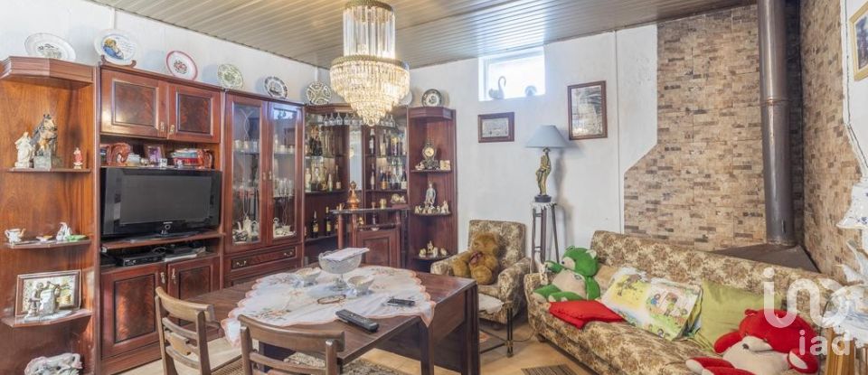 Maison T2 à Arruda dos Vinhos de 150 m²