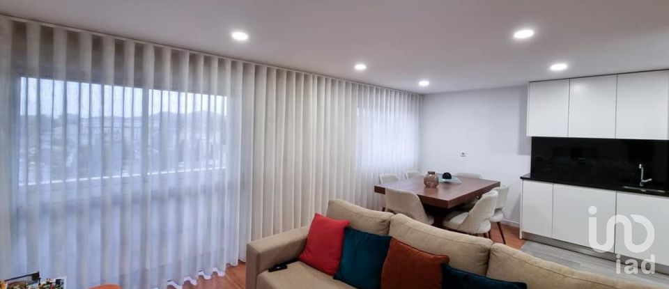 Apartamento T2 em Arcozelo de 63 m²