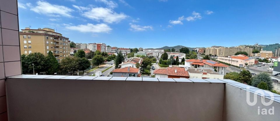 Apartamento T2 em Arcozelo de 63 m²