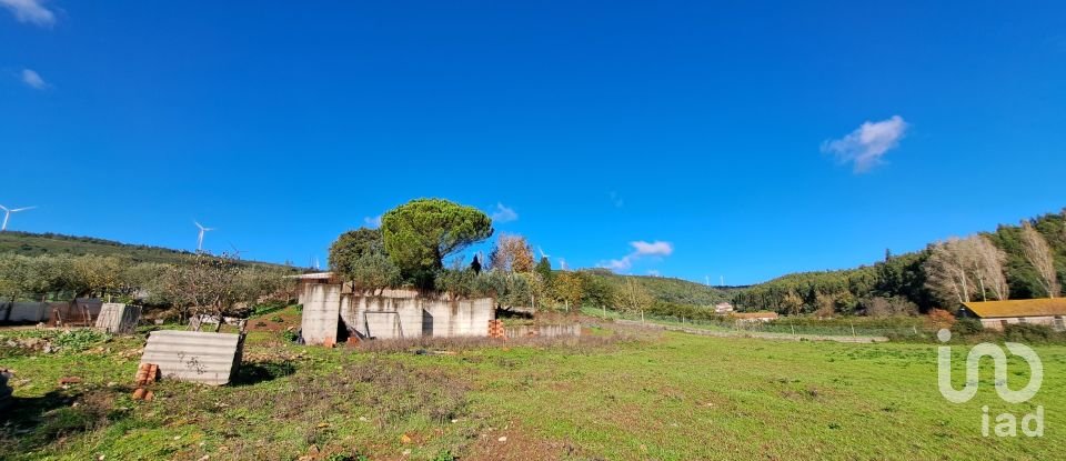 Terreno em Rio Maior de 4 500 m²