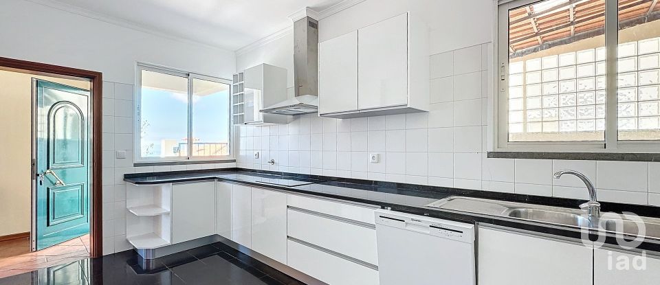 Maison T3 à Funchal (Santa Maria Maior) de 166 m²