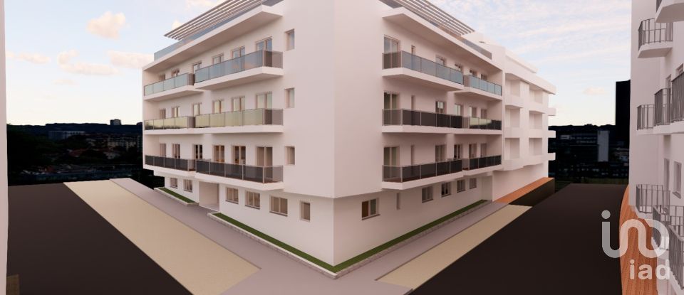 Apartment T3 in Oliveira De Azeméis, Santiago De Riba-Ul, Ul, Macinhata Da Seixa E Madail of 167 m²