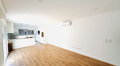 Maison traditionnelle T4 à Fernão Ferro de 111 m²