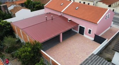 Casa tradicional T4 em Marinha Grande de 200 m²