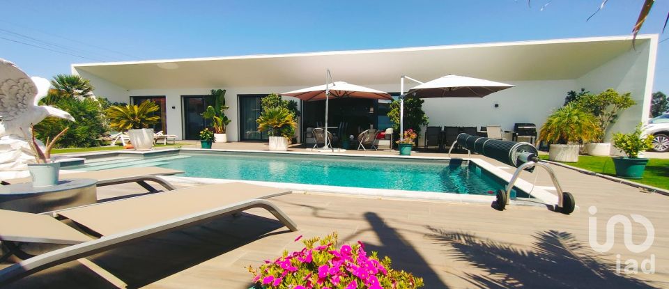 Lodge T3 in Benedita of 218 m²