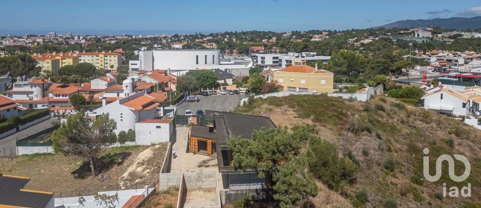 House T6 in Cascais e Estoril of 696 m²