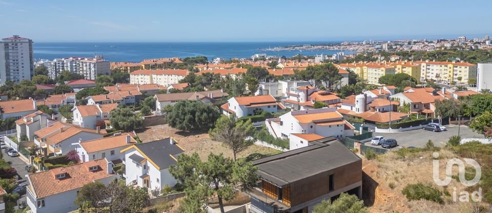 House T6 in Cascais e Estoril of 696 m²