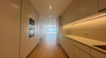 Apartamento T2 em Paranhos de 124 m²