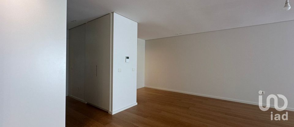 Apartamento T2 em Paranhos de 124 m²