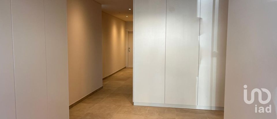 Apartamento T2 em Paranhos de 124 m²