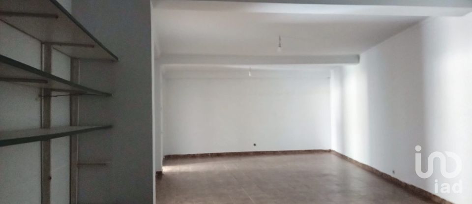 Shop / premises commercial in Cadaval e Pêro Moniz of 142 m²