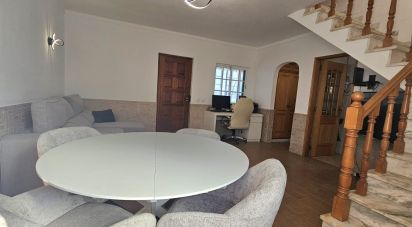 Casa T2 em Faro (Sé e São Pedro) de 89 m²