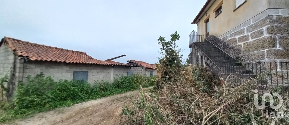 Maison T3 à Barcelos, Vila Boa e Vila Frescainha (São Martinho e São Pedro) de 416 m²