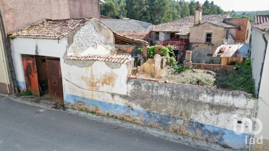 Maison traditionnelle T3 à Semide e Rio Vide de 174 m²