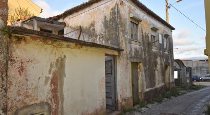 Traditional house T3 in Miranda do Corvo of 111 m²