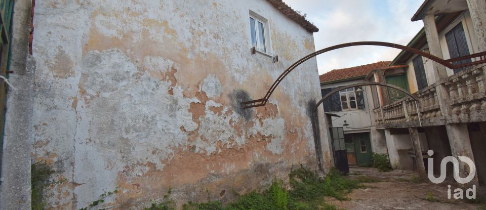 Casa tradicional T3 em Miranda do Corvo de 111 m²