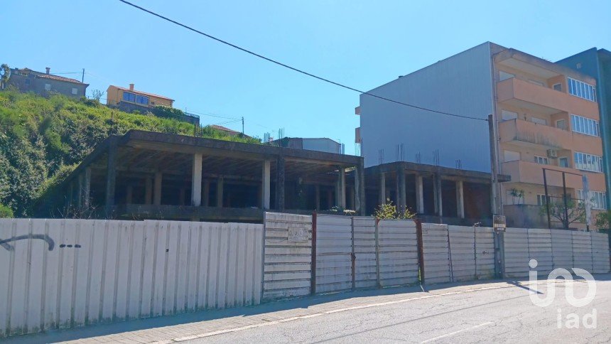 Block of flats in Riba de Ave of 1,590 m²