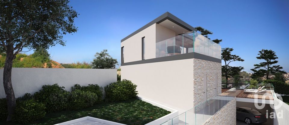 House T6 in Cascais e Estoril of 696 m²