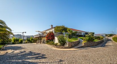 House T5 in São Martinho do Porto of 619 m²