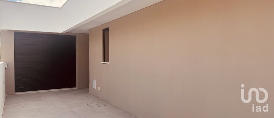 Gîte T4 à Azeitão (São Lourenço e São Simão) de 159 m²