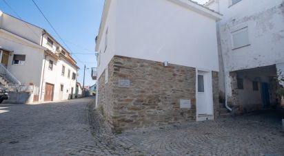 Casa T2 em Pinheiro de Coja e Meda de Mouros de 97 m²