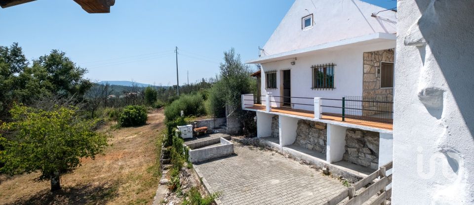 Gîte T3 à Santiago da Guarda de 262 m²