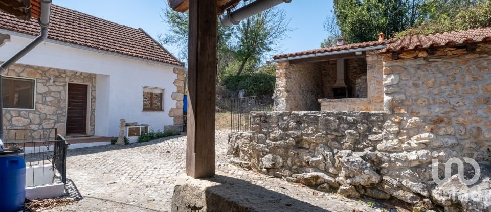 Lodge T3 in Santiago da Guarda of 262 m²