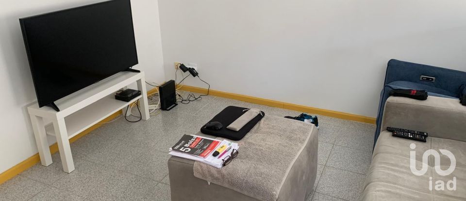 Apartamento T1 em Chafé de 64 m²