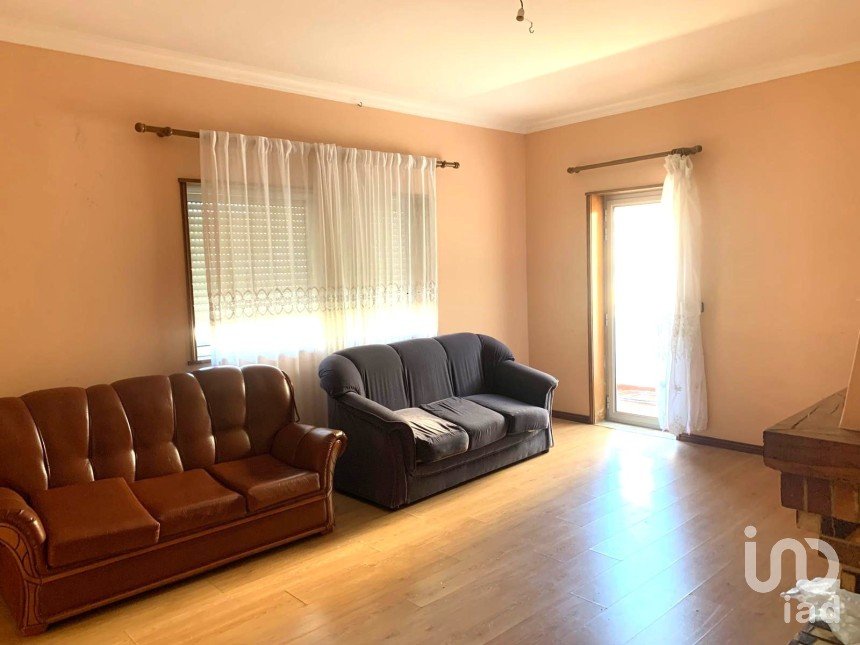 Apartment T3 in Darque of 100 m²