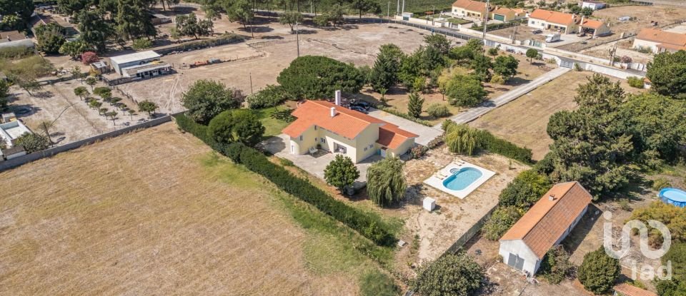 Maison T4 à Pinhal Novo de 323 m²