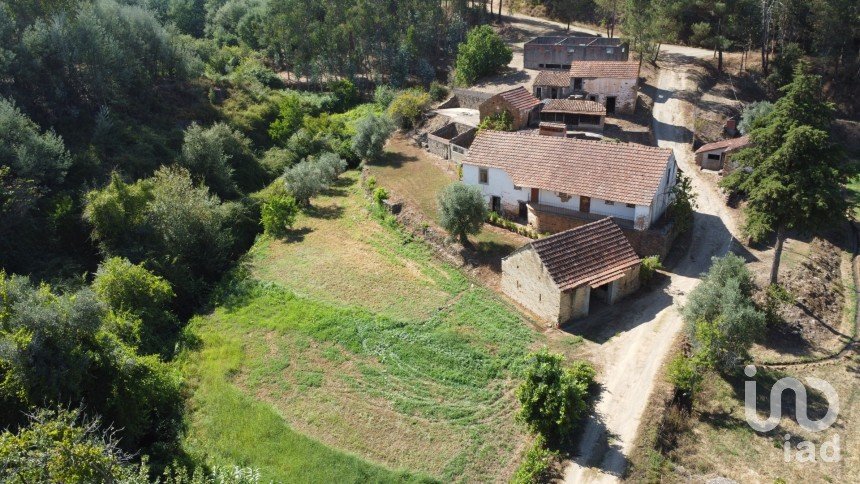 Farm T4 in Ferreira do Zêzere of 678 m²