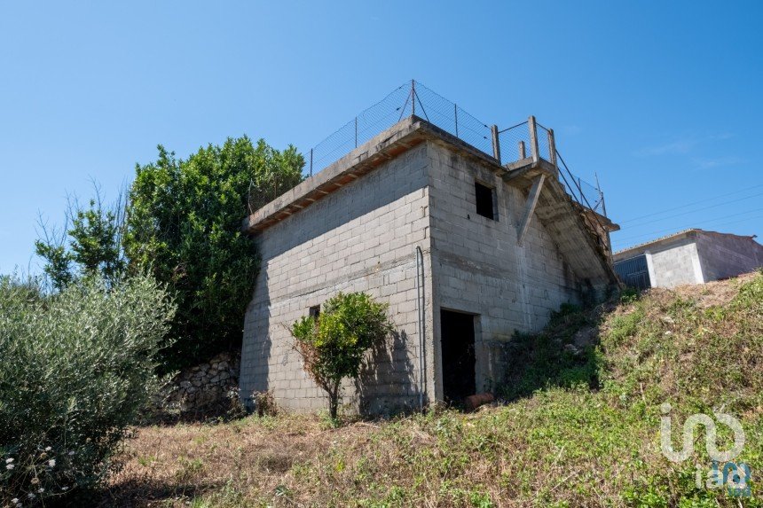 Casa T0 em Penacova de 67 m²