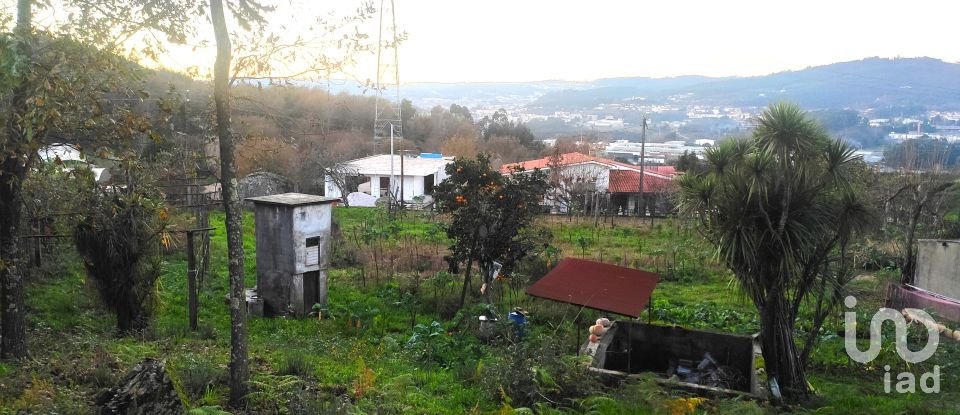 Terreno para construção em Selho (são jorge) de 1 450 m²