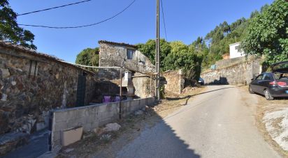 Maison traditionnelle T2 à São Miguel, Santa Eufémia e Rabaçal de 132 m²