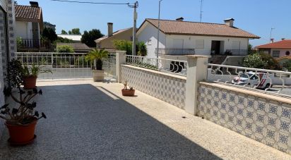 Casa T4 em Darque de 250 m²