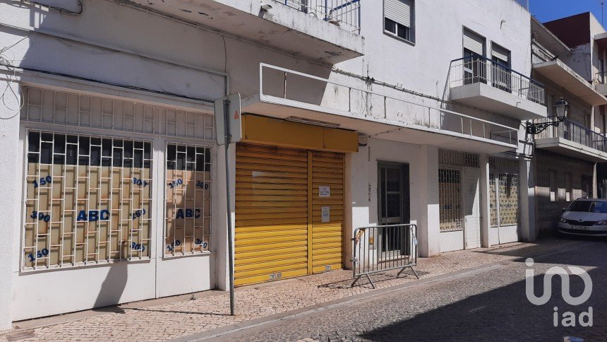 Boutique/Local commercial à Olhão de 275 m²