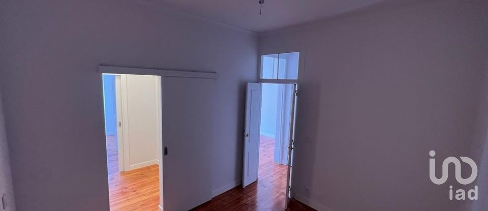 Apartamento T2 em Alcântara de 70 m²