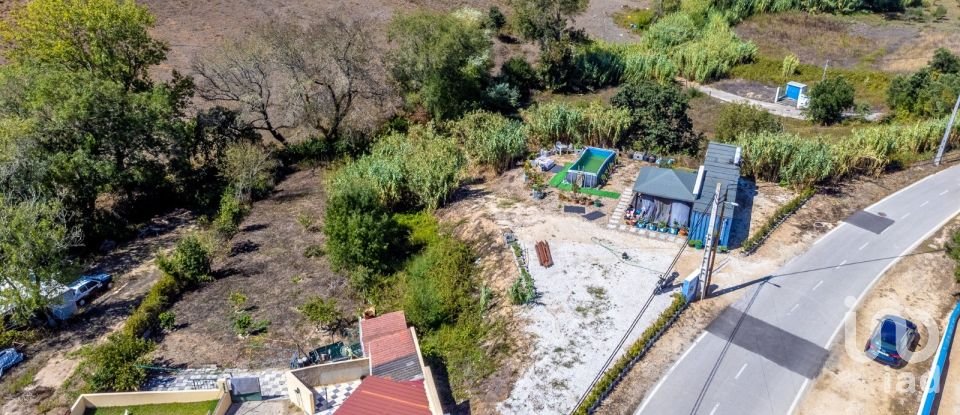 Terreno em Azueira e Sobral da Abelheira de 1 437 m²