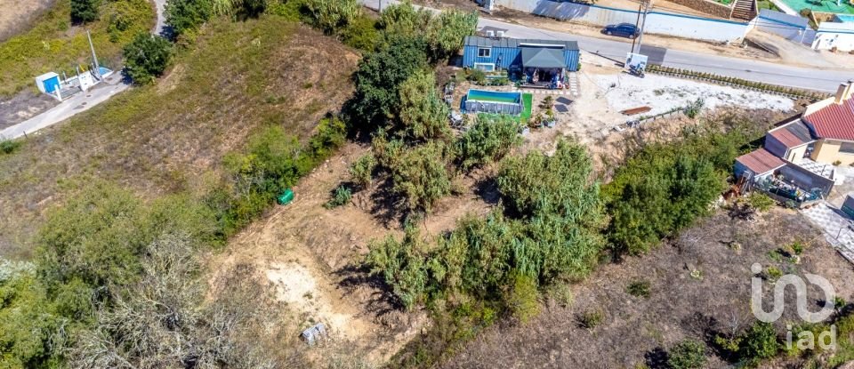 Terreno em Azueira e Sobral da Abelheira de 1 437 m²