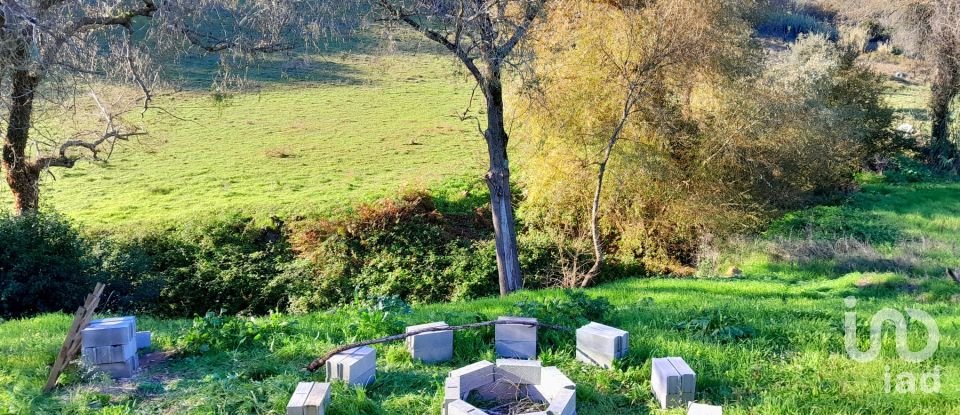 Terreno em Azueira e Sobral da Abelheira de 1 437 m²