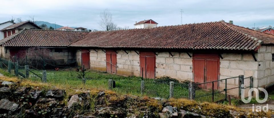 Casa de Campo T3 em Arco de Baúlhe e Vila Nune de 431 m²