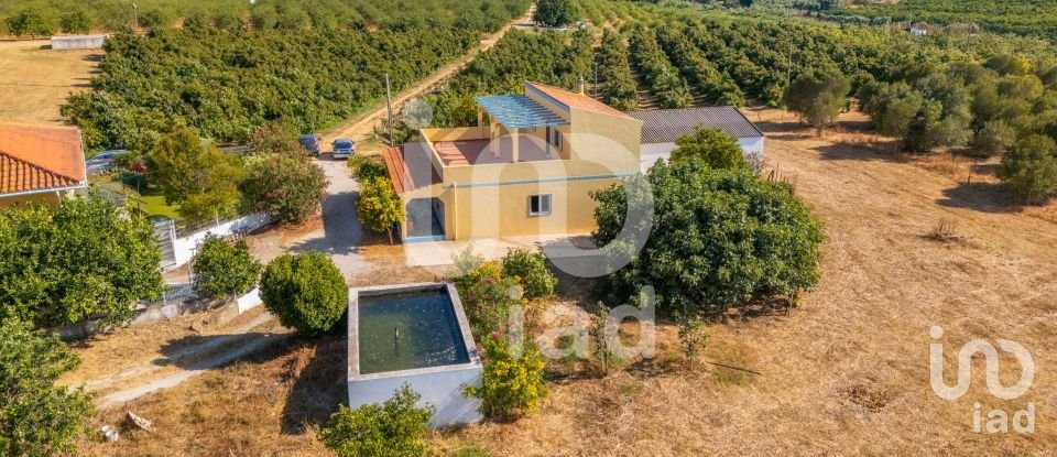 Maison de campagne T4 à Luz de Tavira e Santo Estêvão de 143 m²