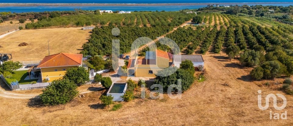 Maison de campagne T4 à Luz de Tavira e Santo Estêvão de 143 m²